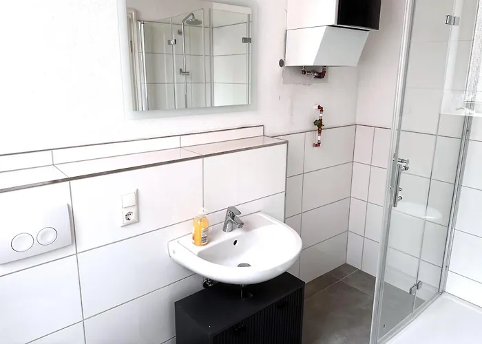 Prostays In Stolberg- 3 Schlafzimmer - 4 Betten